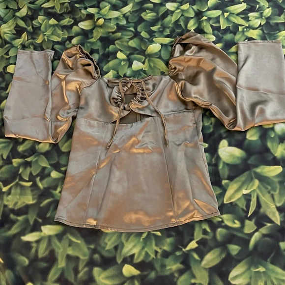 TOPSHOP Keyhole Satin Top, KHAKI, Size 2 US (fits like 0), NWT - Picture 7 of 13